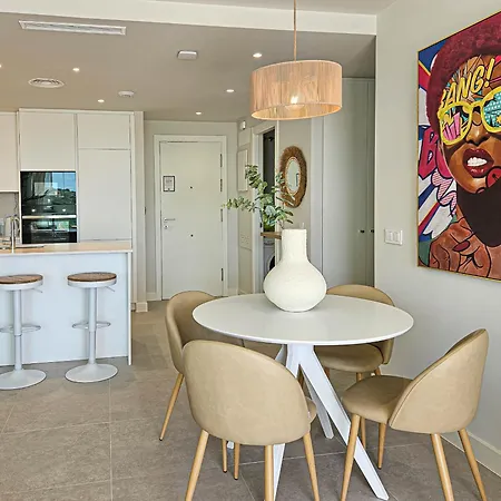Penthouse In Azahar De Estepona, 2km From Azata Golf *