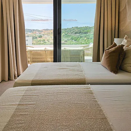 Apartamento Penthouse In Azahar De Estepona, 2km From Azata Golf