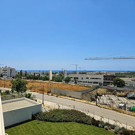 Apartamento Penthouse In Azahar De Estepona, 2km From Azata Golf Estepona