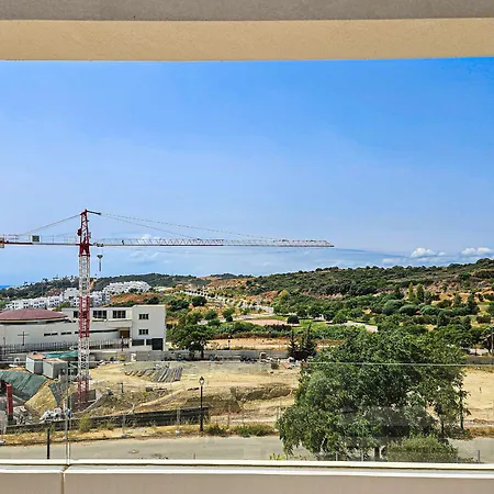 Apartamento Penthouse In Azahar De Estepona, 2km From Azata Golf Estepona