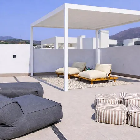 Penthouse In Azahar De Estepona, 2km From Azata Golf Apartamento Estepona